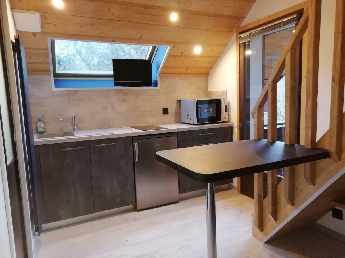 Studio En Duplex Renove Thônes Buitenkant foto